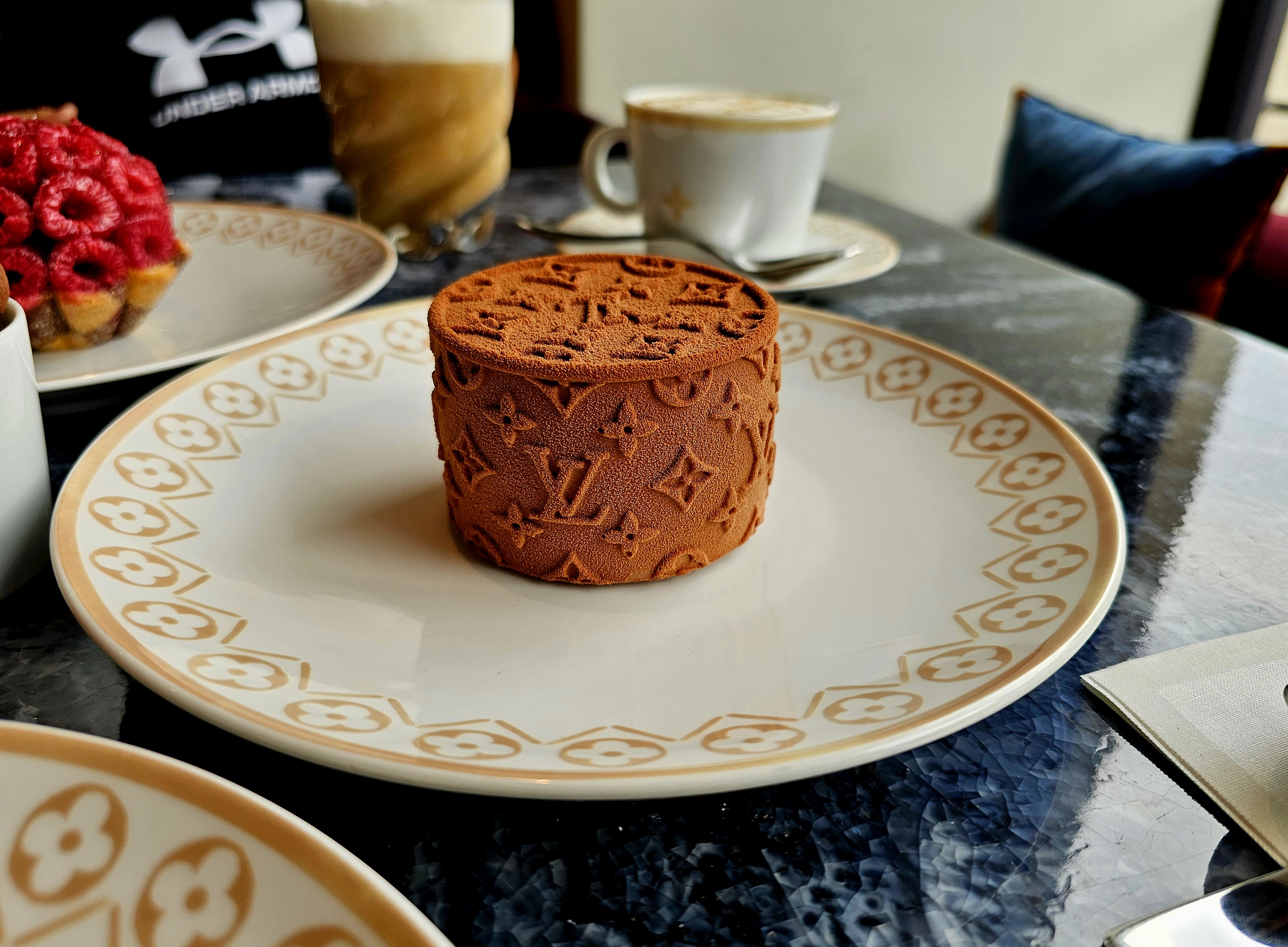 Le Café Maxime Frédéric at Louis Vuitton