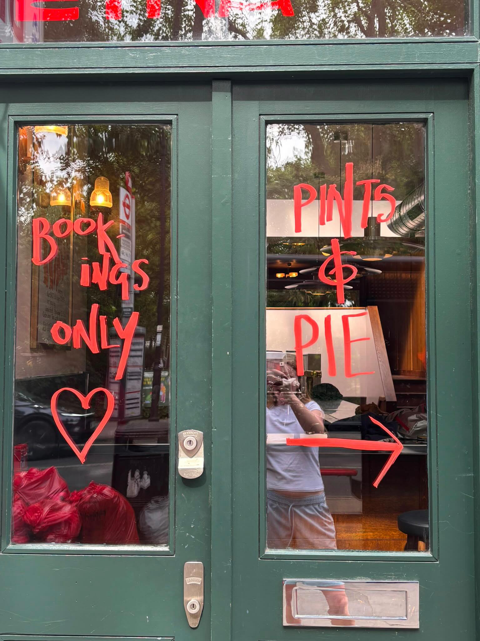 The front of Bar Etna
