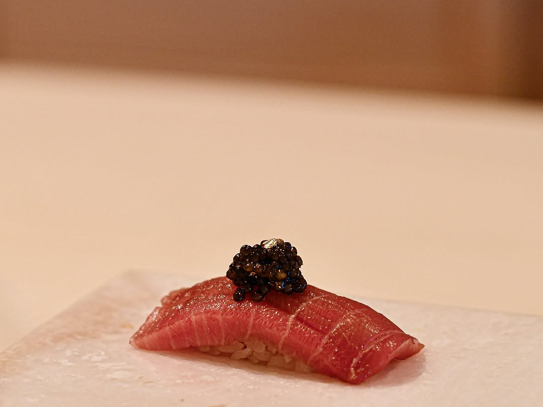 Hando Marais — handohandroll