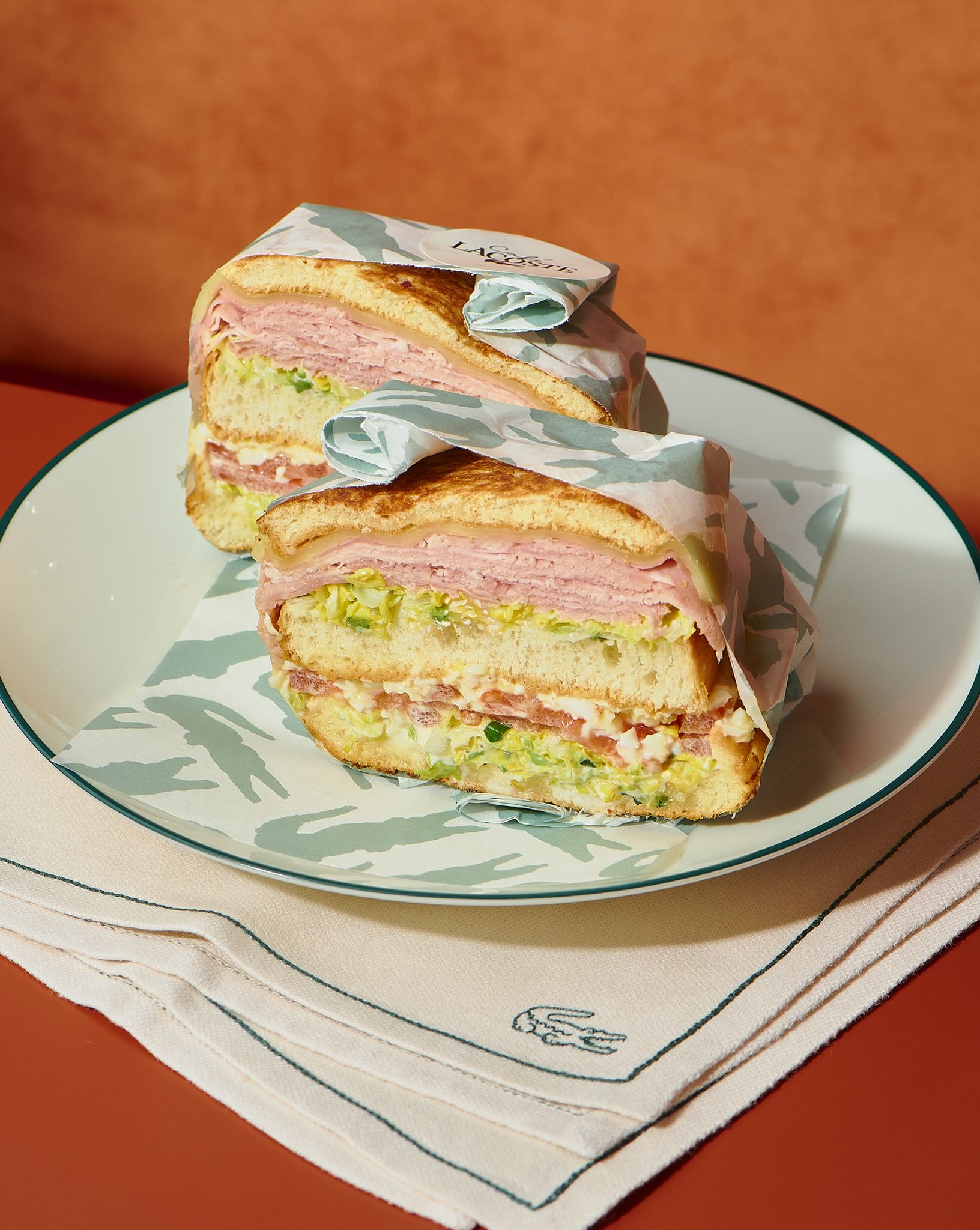 Café Lacoste — lecafelacoste