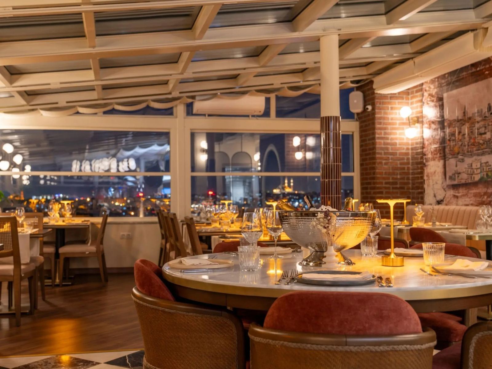 Manifest Roof — Istanbul Muse