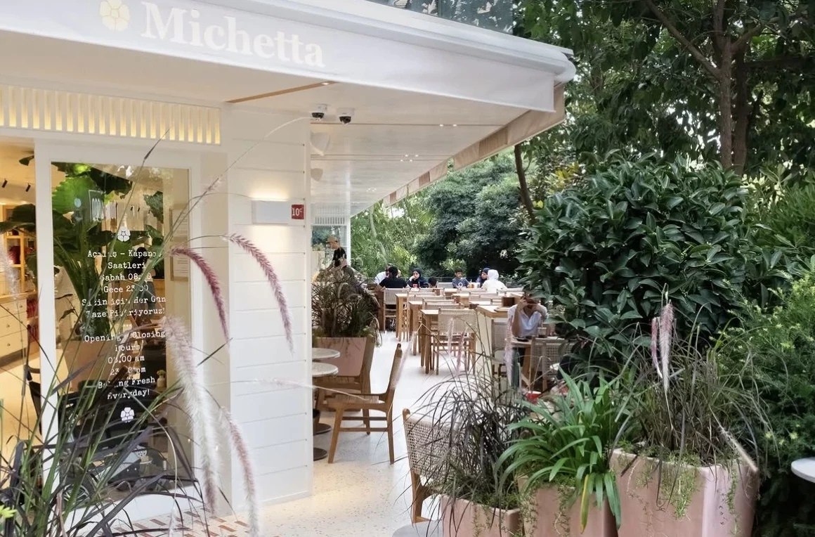 Inside Michetta Bakery, Nişantaşı