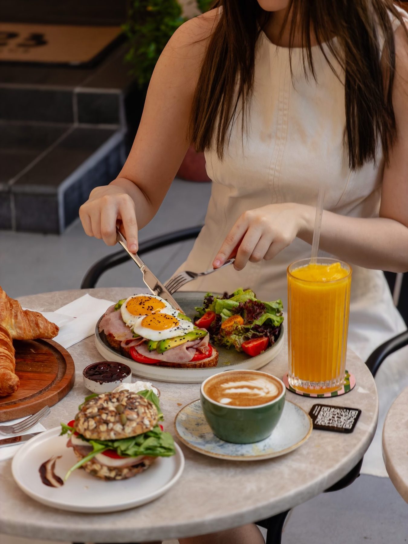 Breakfast at No23 Coffee Club