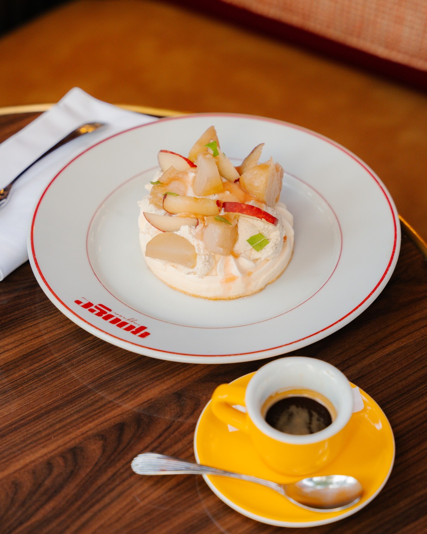 A table at Rouge Suffren